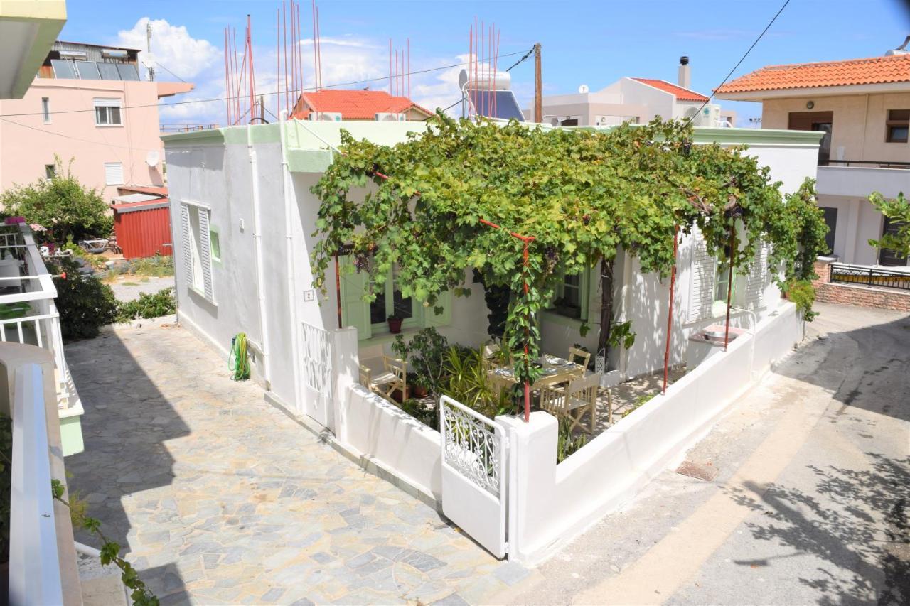 Village Home In Paradeísion מראה חיצוני תמונה